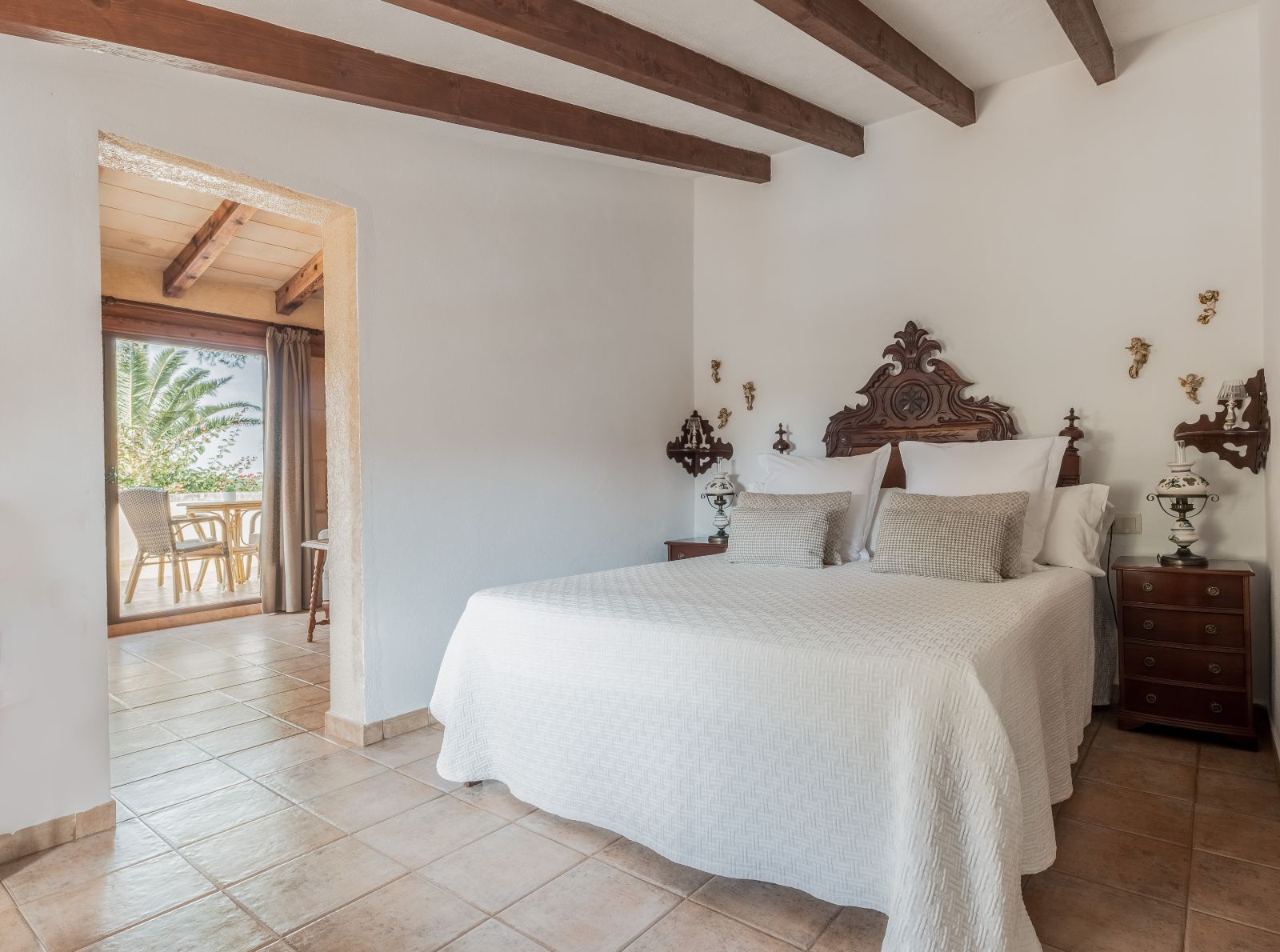 Finca Hotel Es Torrent · Rooms and villas
