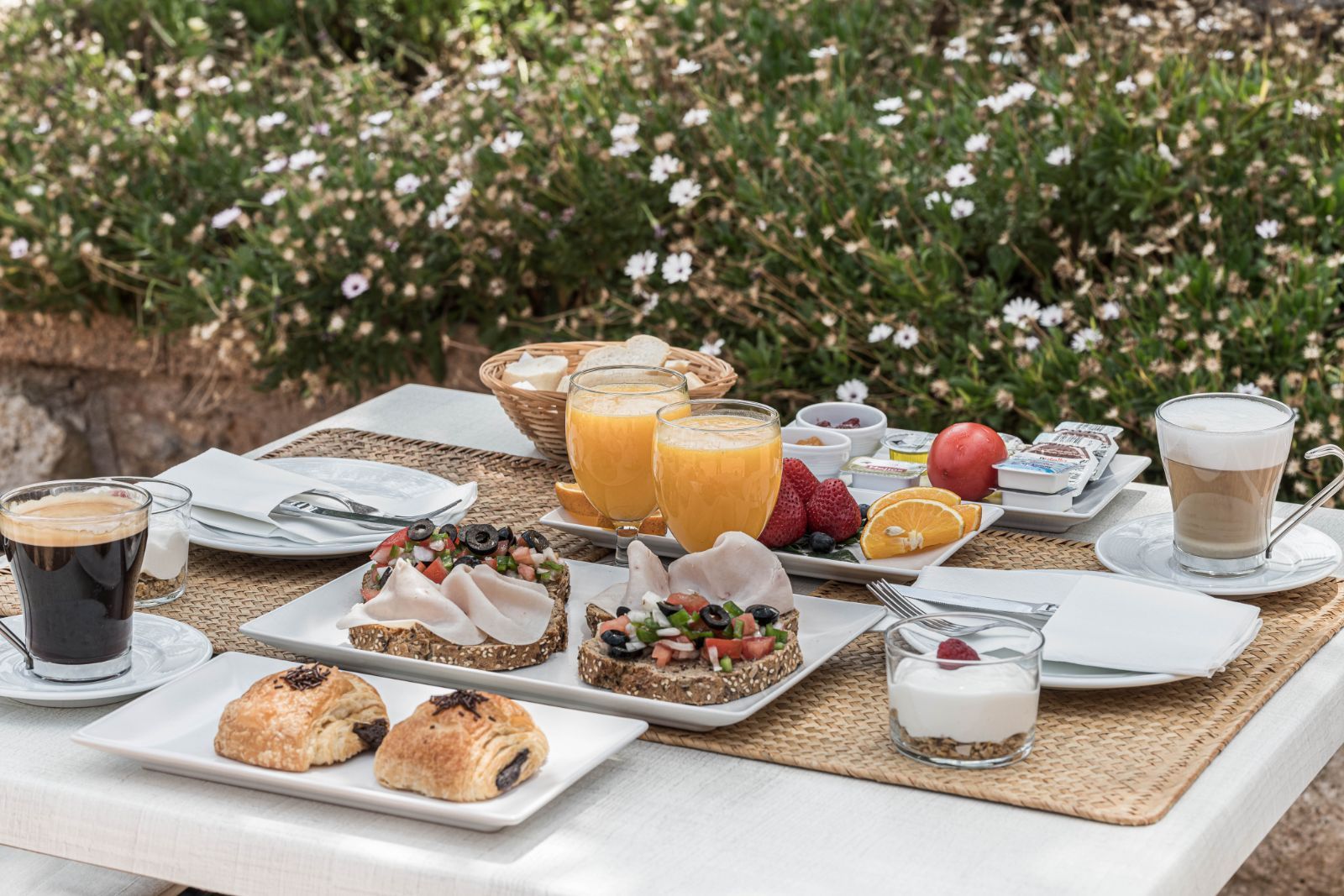 Finca Hotel Es Torrent · Gastronomy