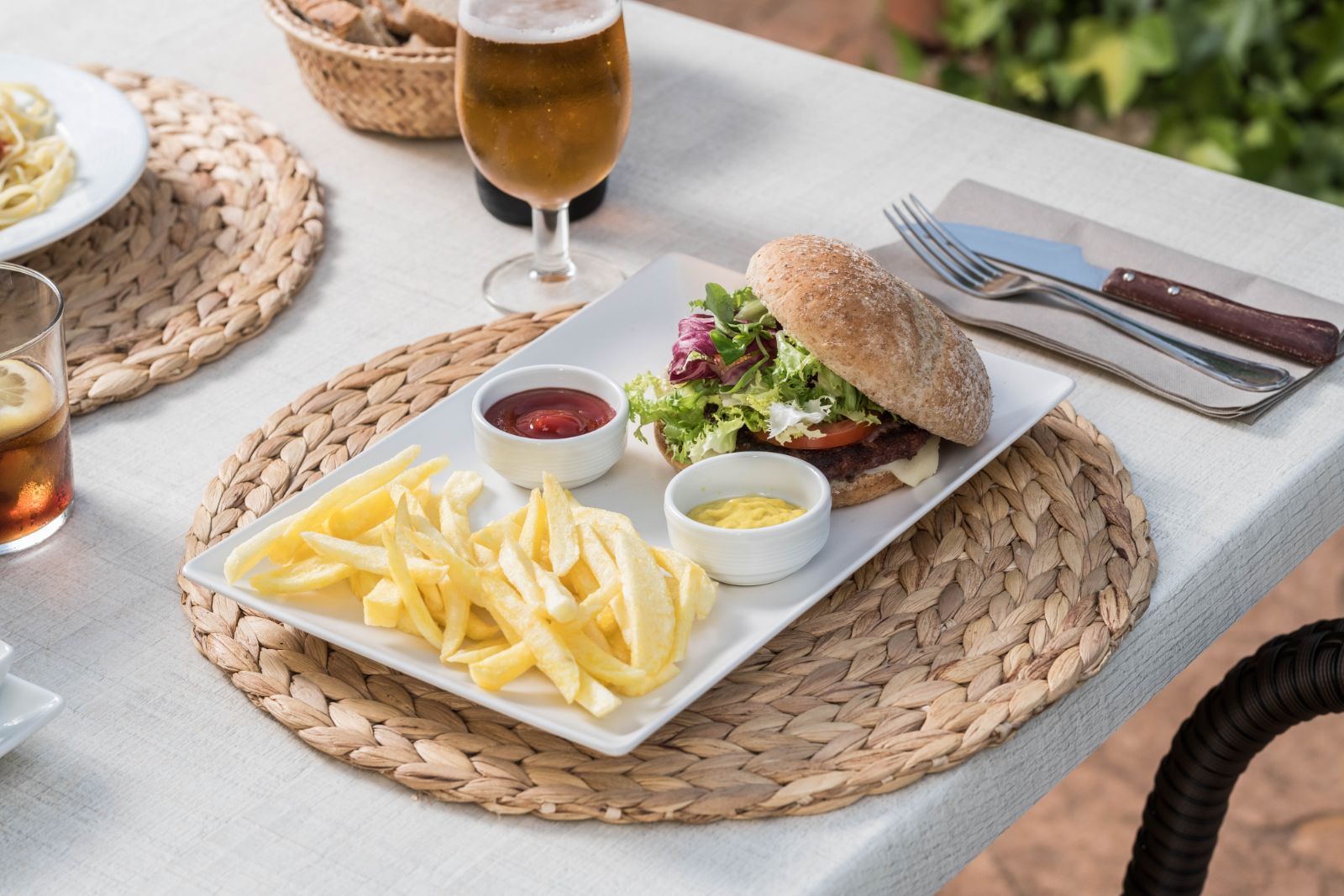 Finca Hotel Es Torrent · Gastronomy