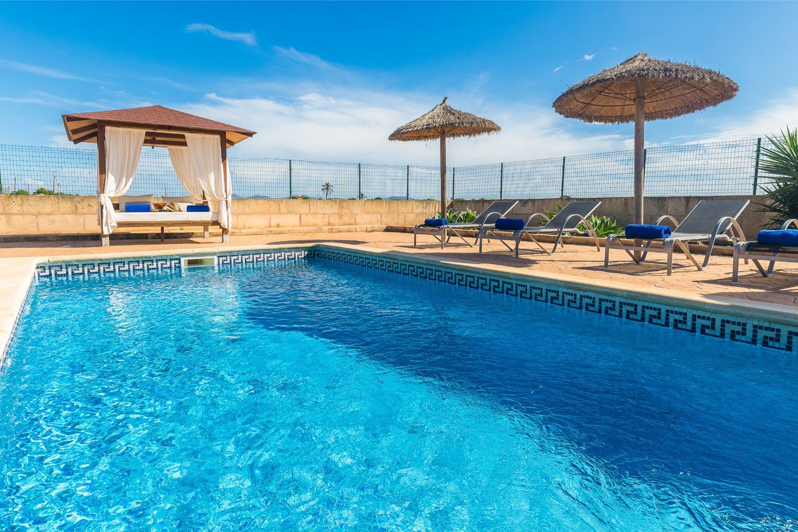 Finca Hotel Es Torrent · Villa Son Sea