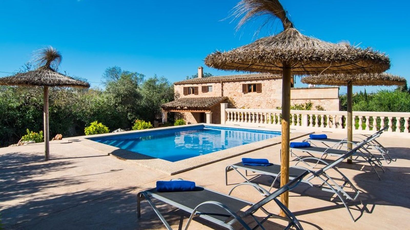 Finca Hotel Es Torrent · Villa Es Lladoner