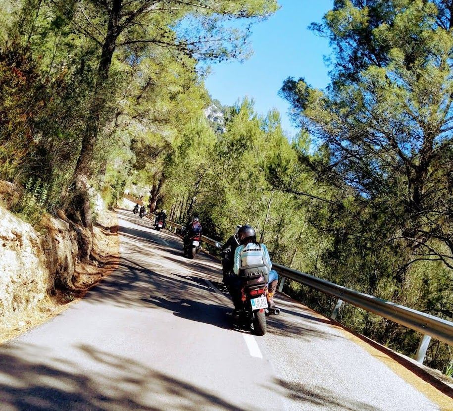 Finca Hotel Es Torrent · Mototurismo