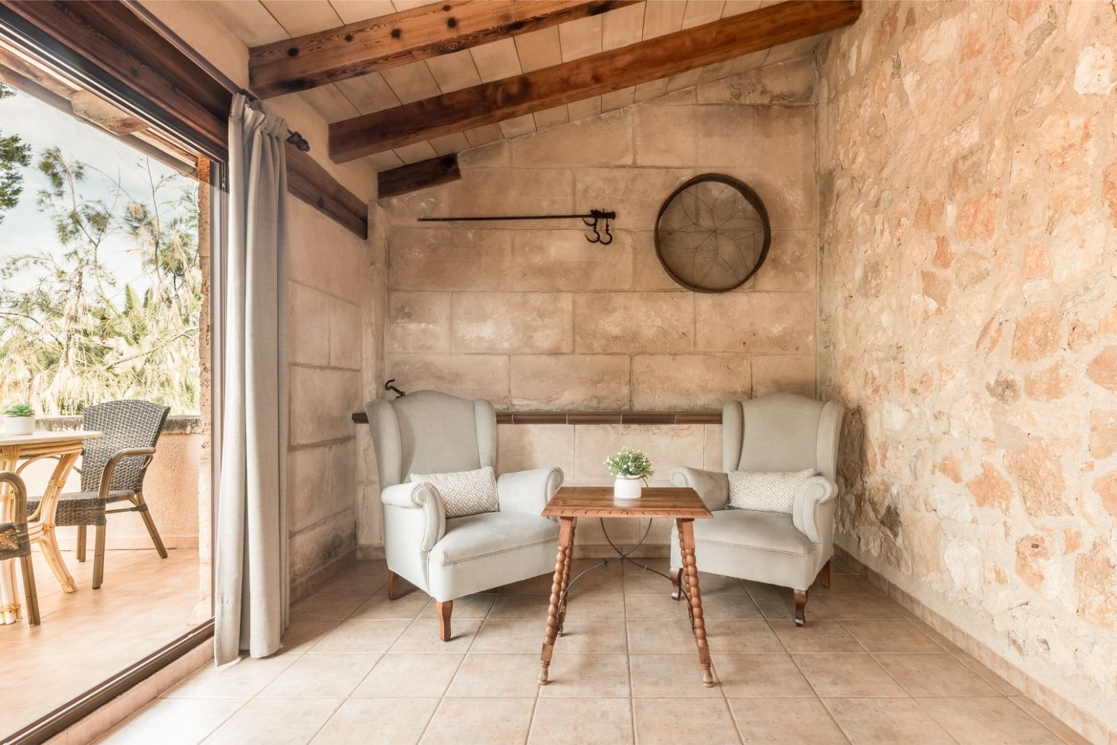 Finca Hotel Es Torrent · Junior suite con terraza