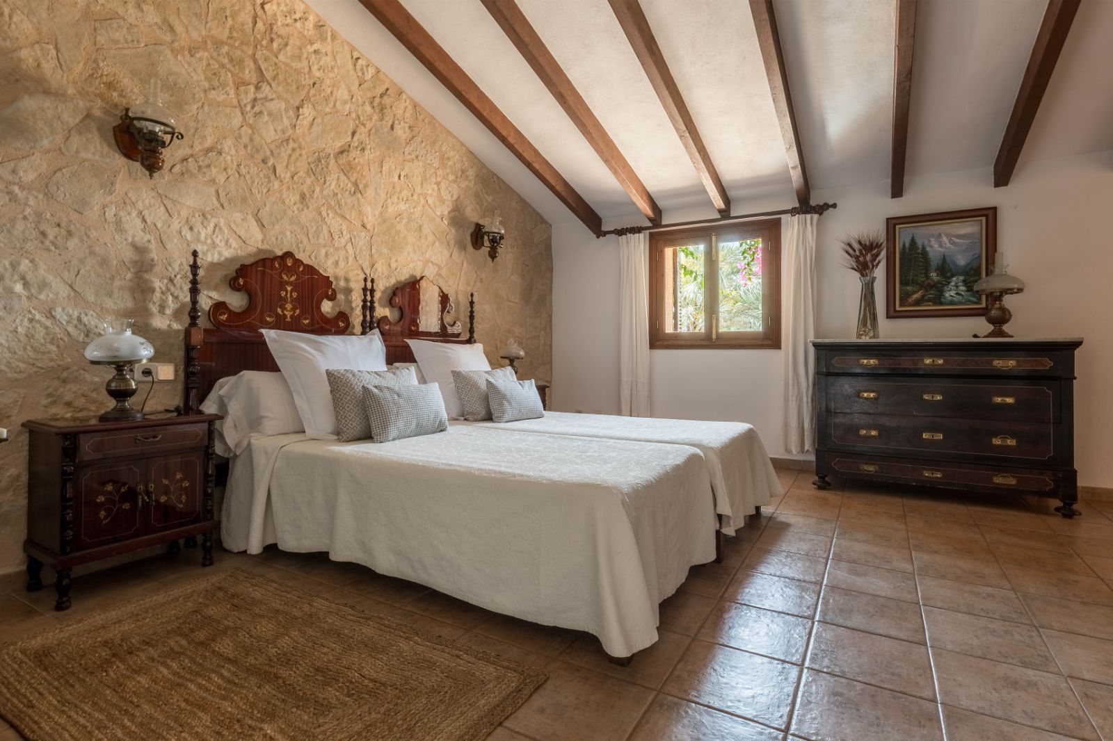 Finca Hotel Es Torrent · Suite con balcón