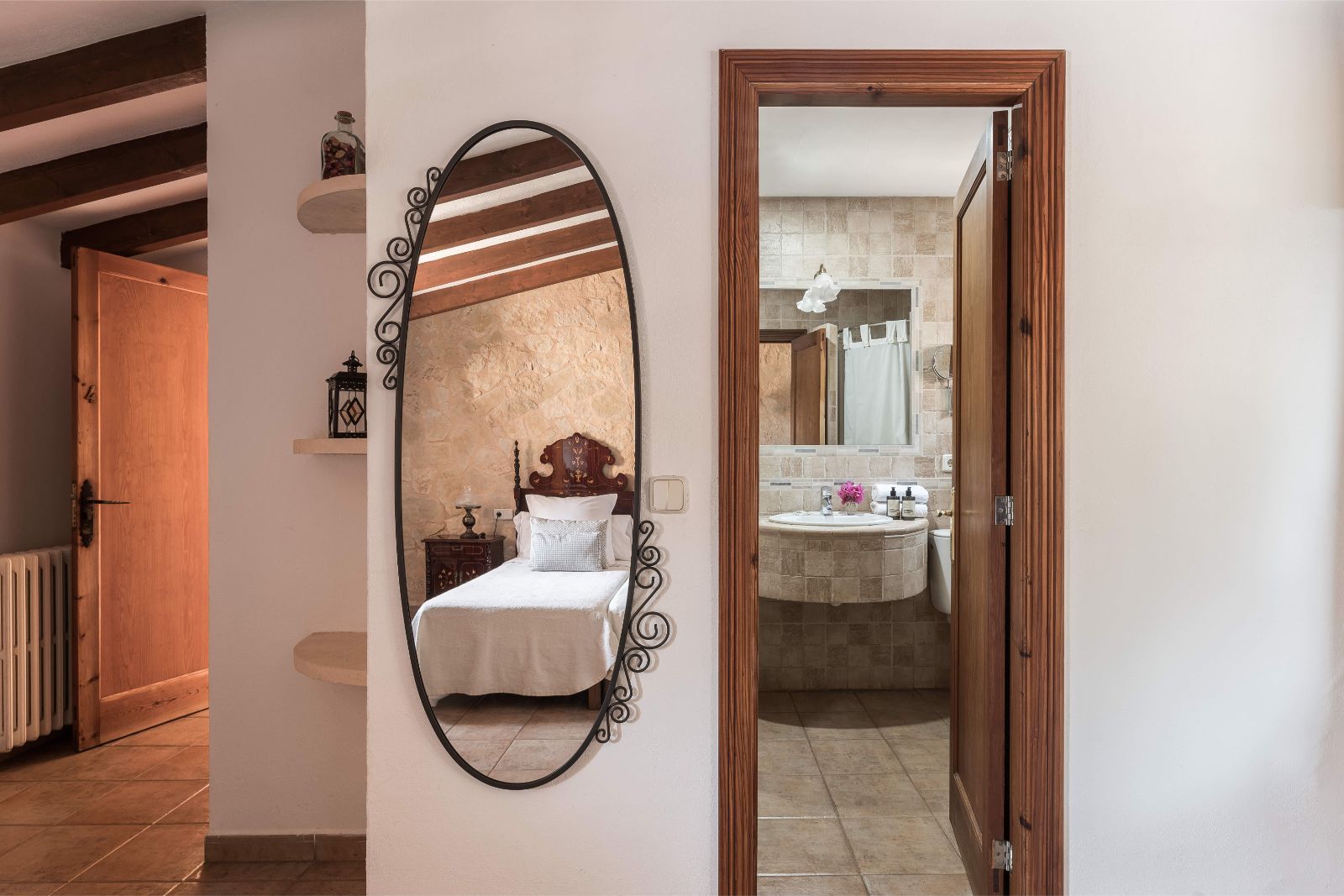 Finca Hotel Es Torrent · Suite con balcón